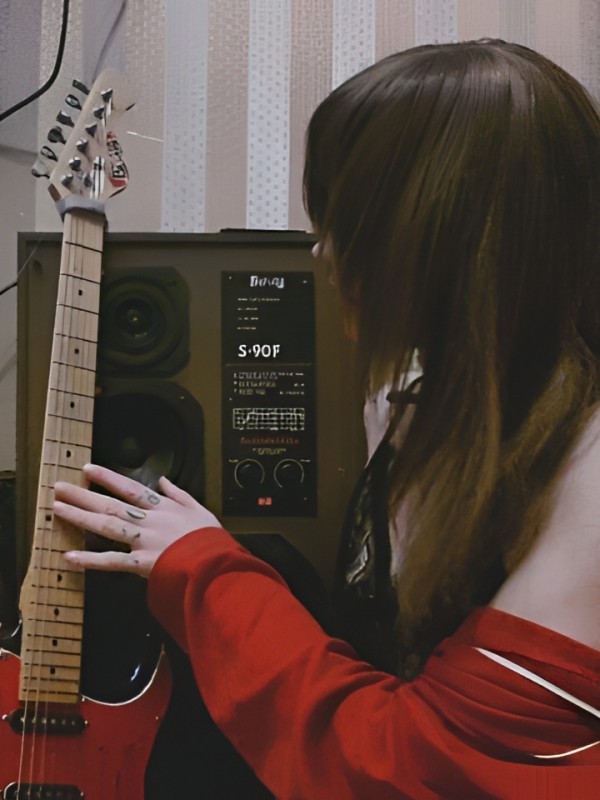 Софа привлекательная девушка из Краснодара цена от 3000 руб