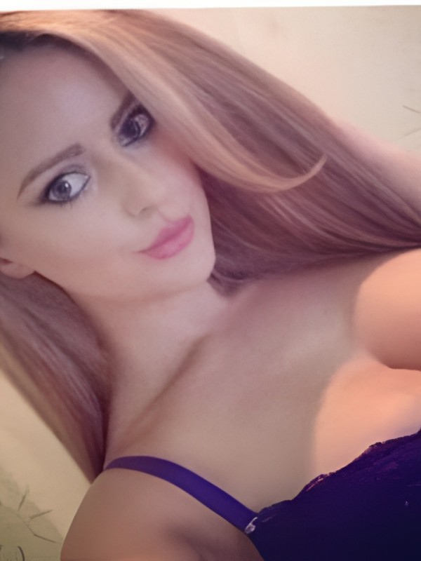 Юля привлекательная девушка из Краснодара цена от 4000 руб